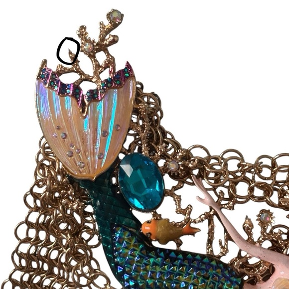 🌊✨ Betsey Johnson Rare Pearl Mermaid Statement Frontal Necklace ✨🌊 - Picture 3 of 9